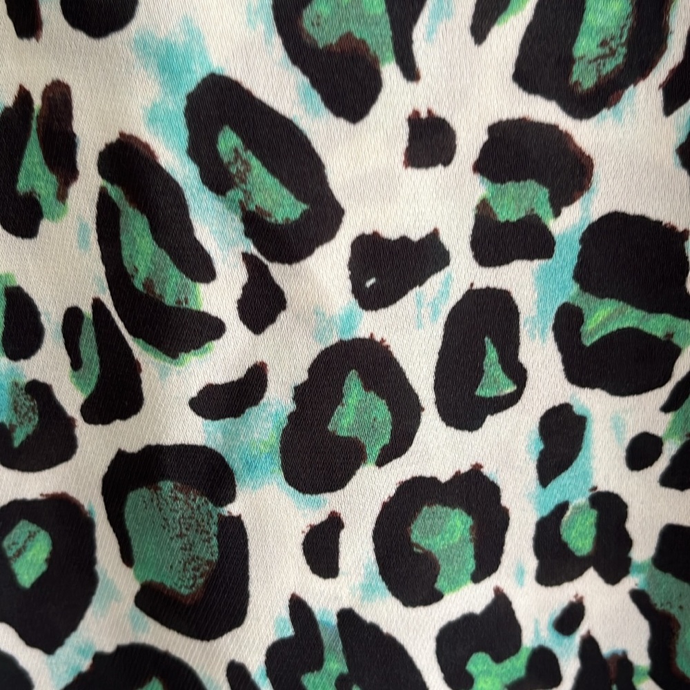 Cabi Cheetah Print Tank Top w/Inner Lining - Picture 4 of 7